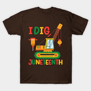 I Dig Juneteenth Fists Tractor Funny Toddler Boys T-Shirt